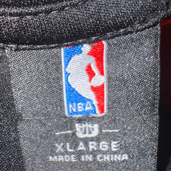 Chicago Bulls Lightweight Athletic Hoodie Red X-Large - Picture 7 of 7